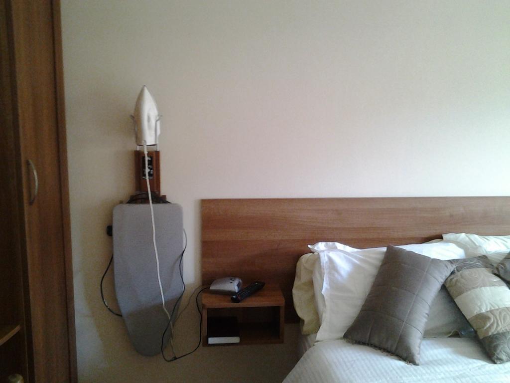 Gardenfield House Bed & Breakfast H91Vh02 Galway Dış mekan fotoğraf